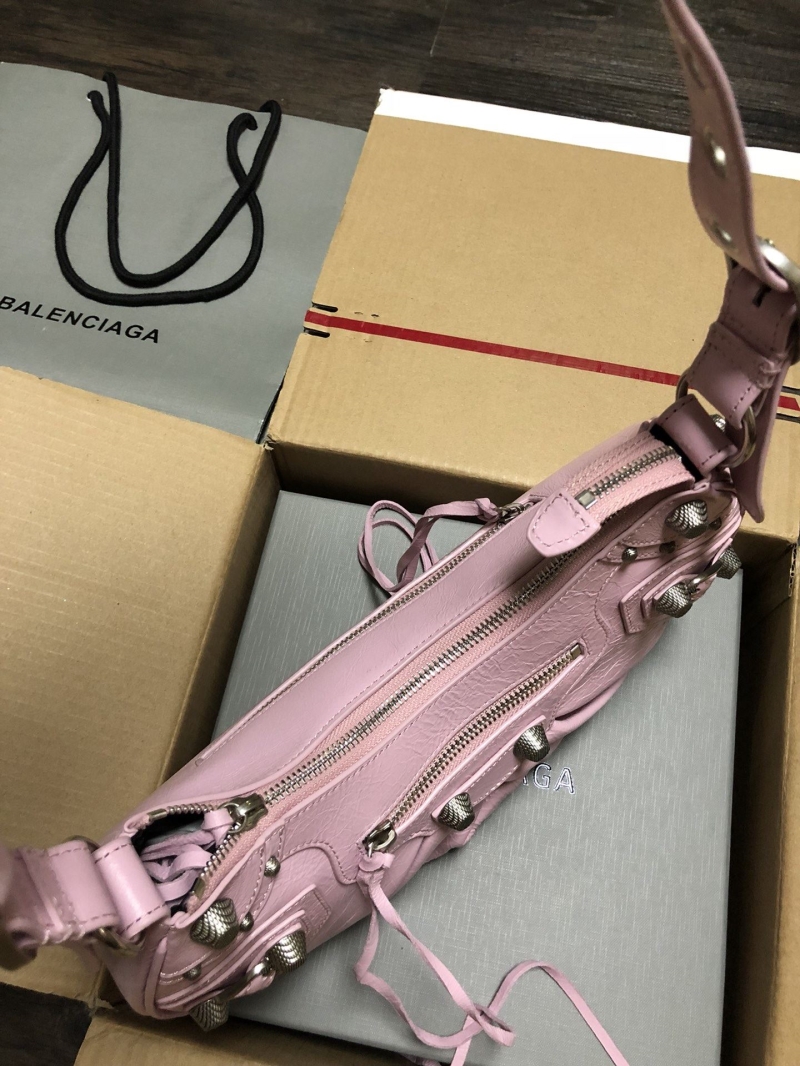 Ba1en*iaga le cagole bags